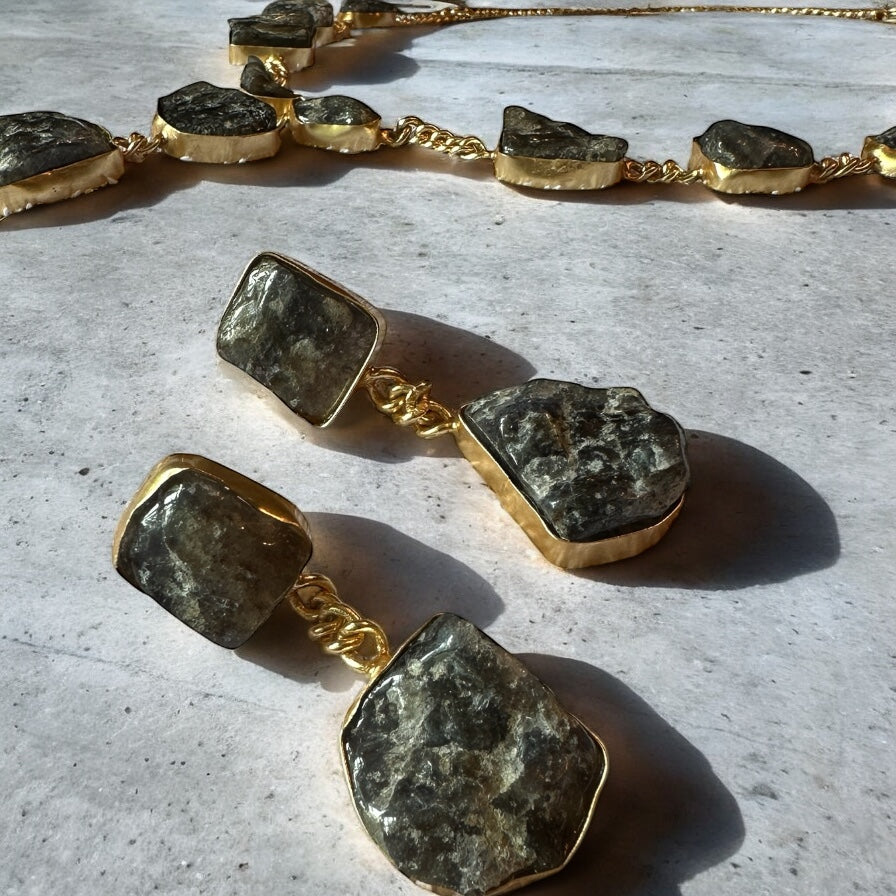 The Elaria Necklace Set – Smoky Quartz