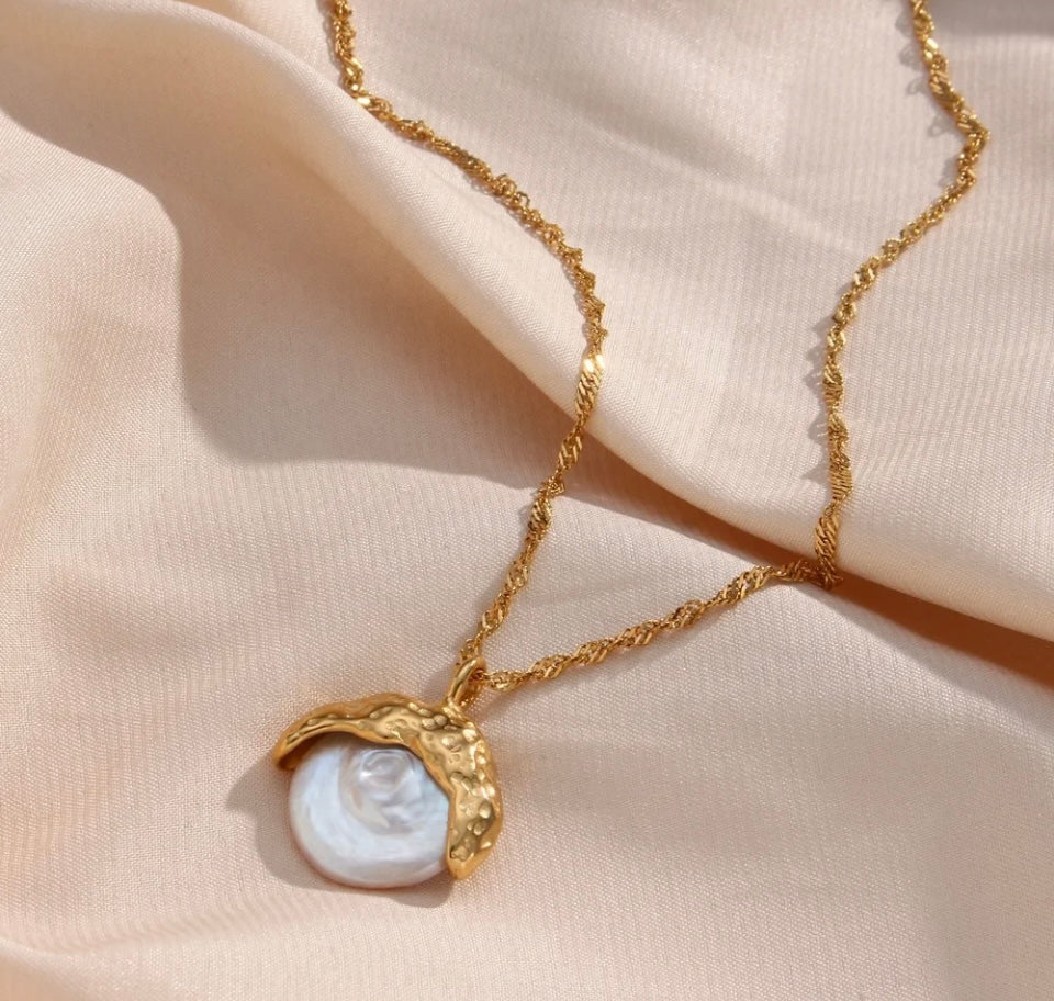 Lunar Pearl Radiance Necklace