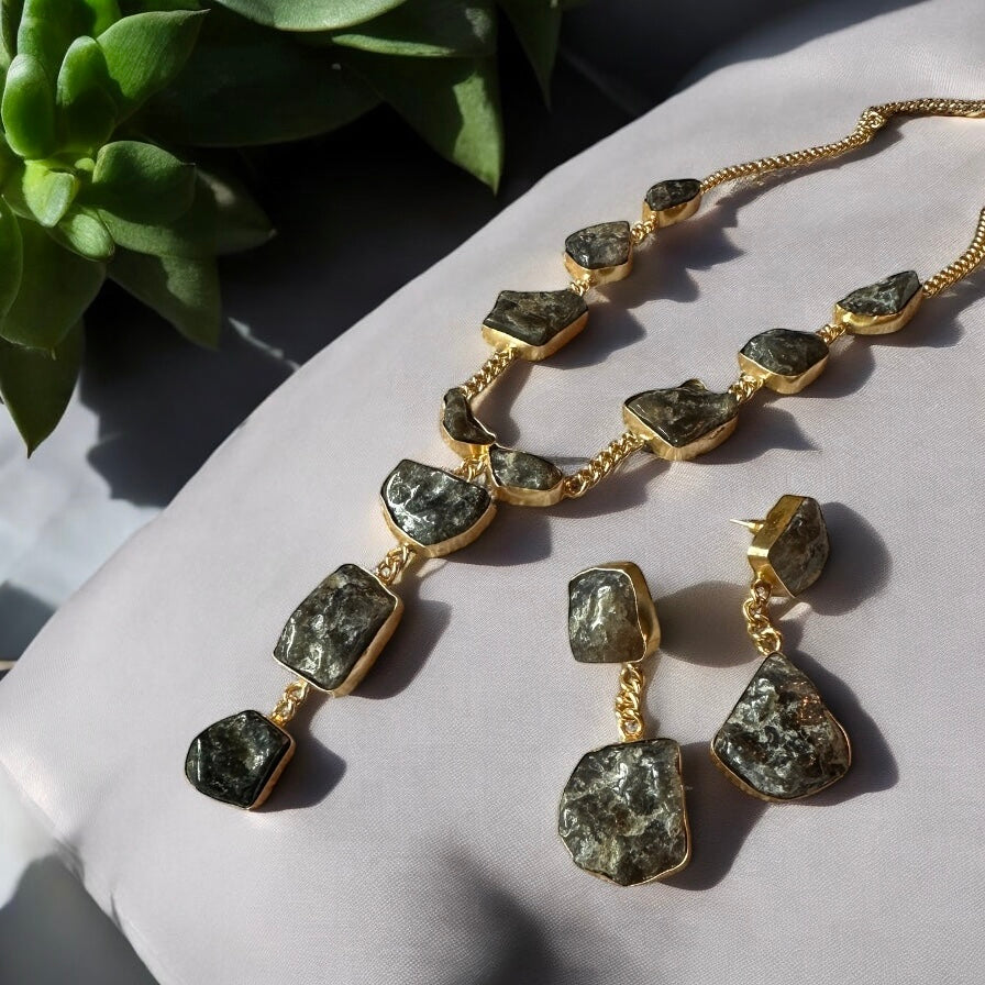 The Elaria Necklace Set – Smoky Quartz
