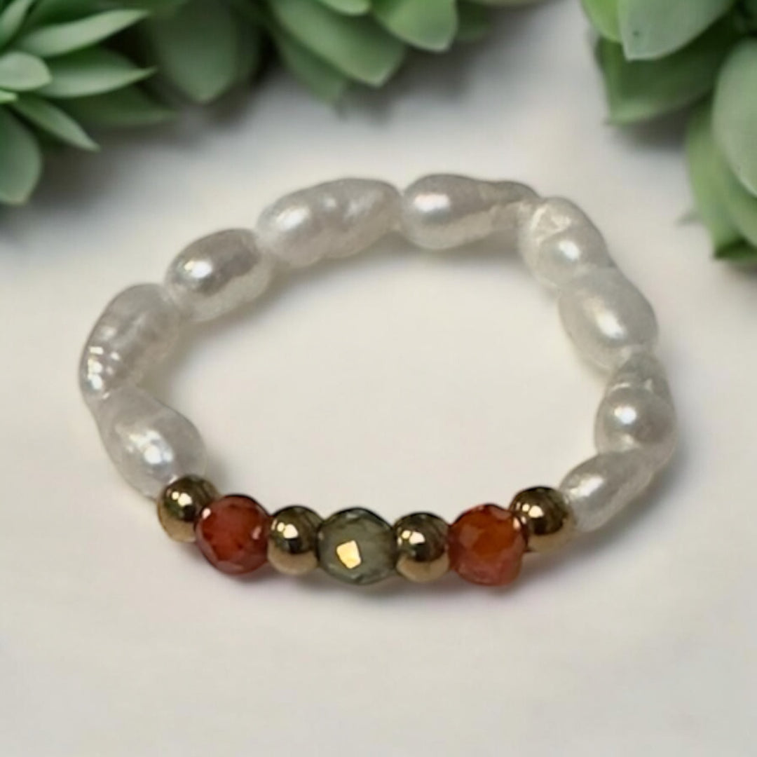 FreshWater Baroque Pearl & Carnelian, Peridot Crystal Ring