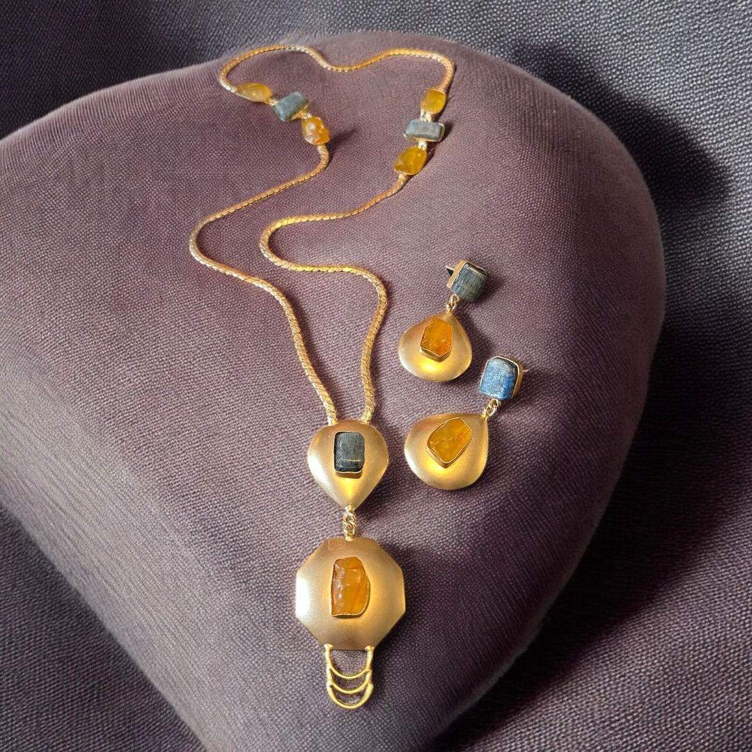 The Thearys
Empowering Goddess Honey Calcite & Blue Kyanite Necklace
