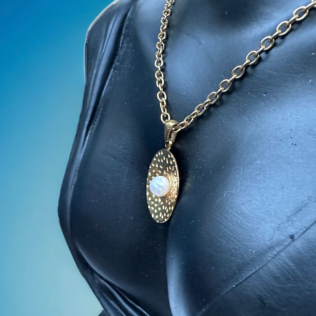 Fresh Water Pearl Gold Pendant