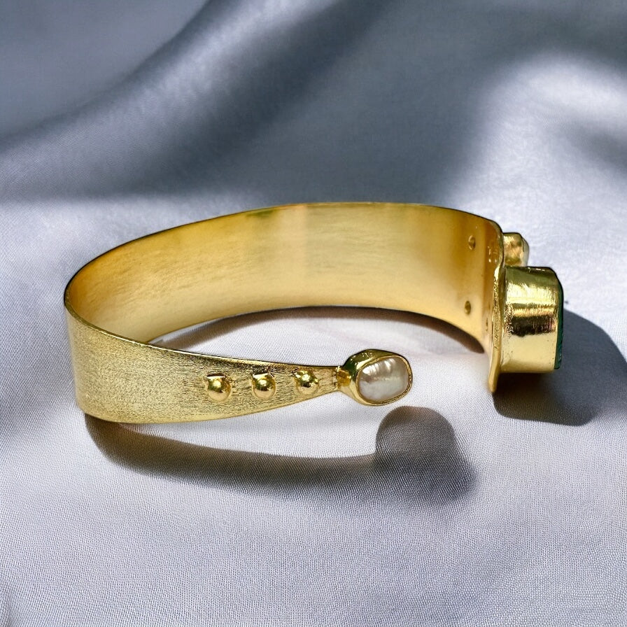 Emerald Kiss Bangle
