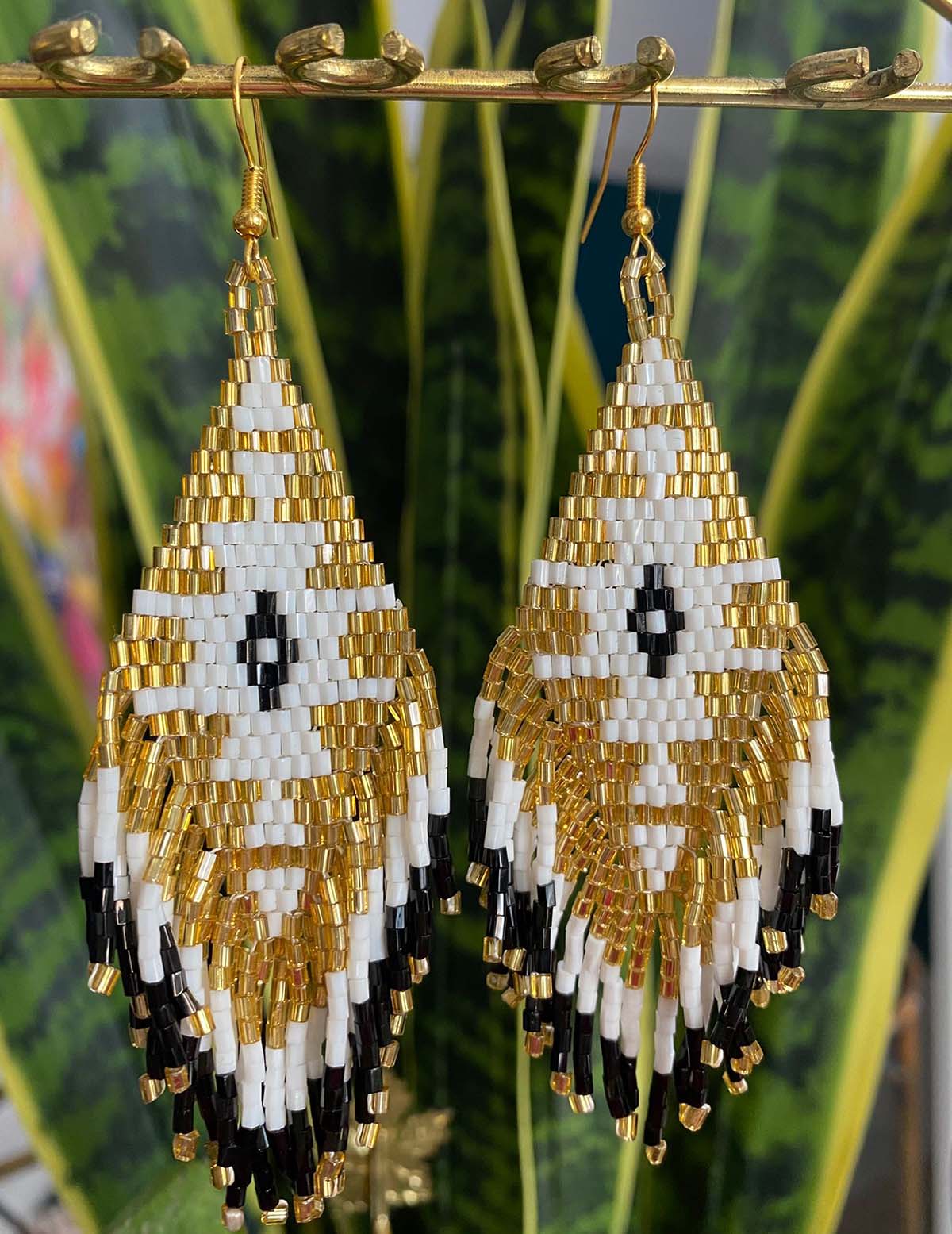 AZTEC BLACK & WHITE MIYUKI EARRINGS