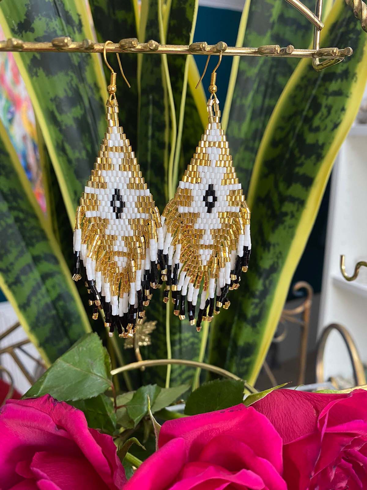 AZTEC BLACK & WHITE MIYUKI EARRINGS