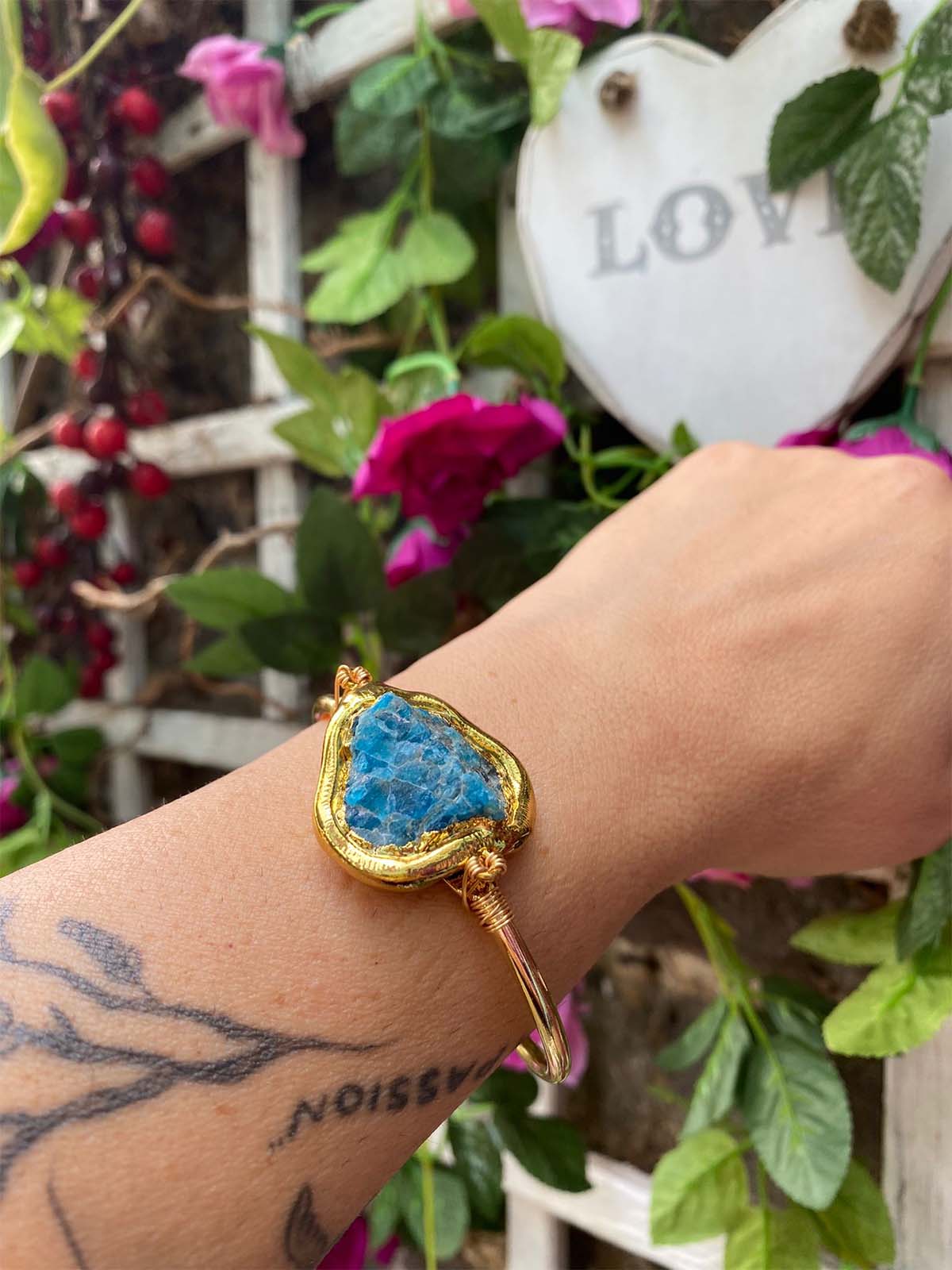 Turquoise Natural stone Gold Bangle