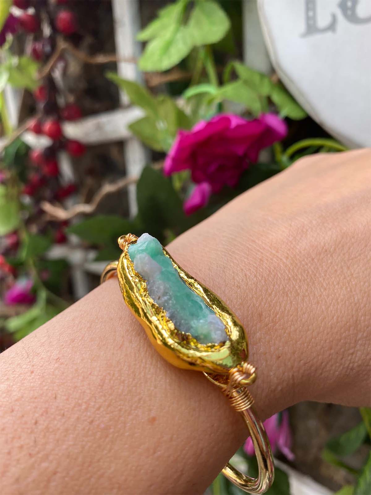 Chrysoprase Natural stone Gold Bangle