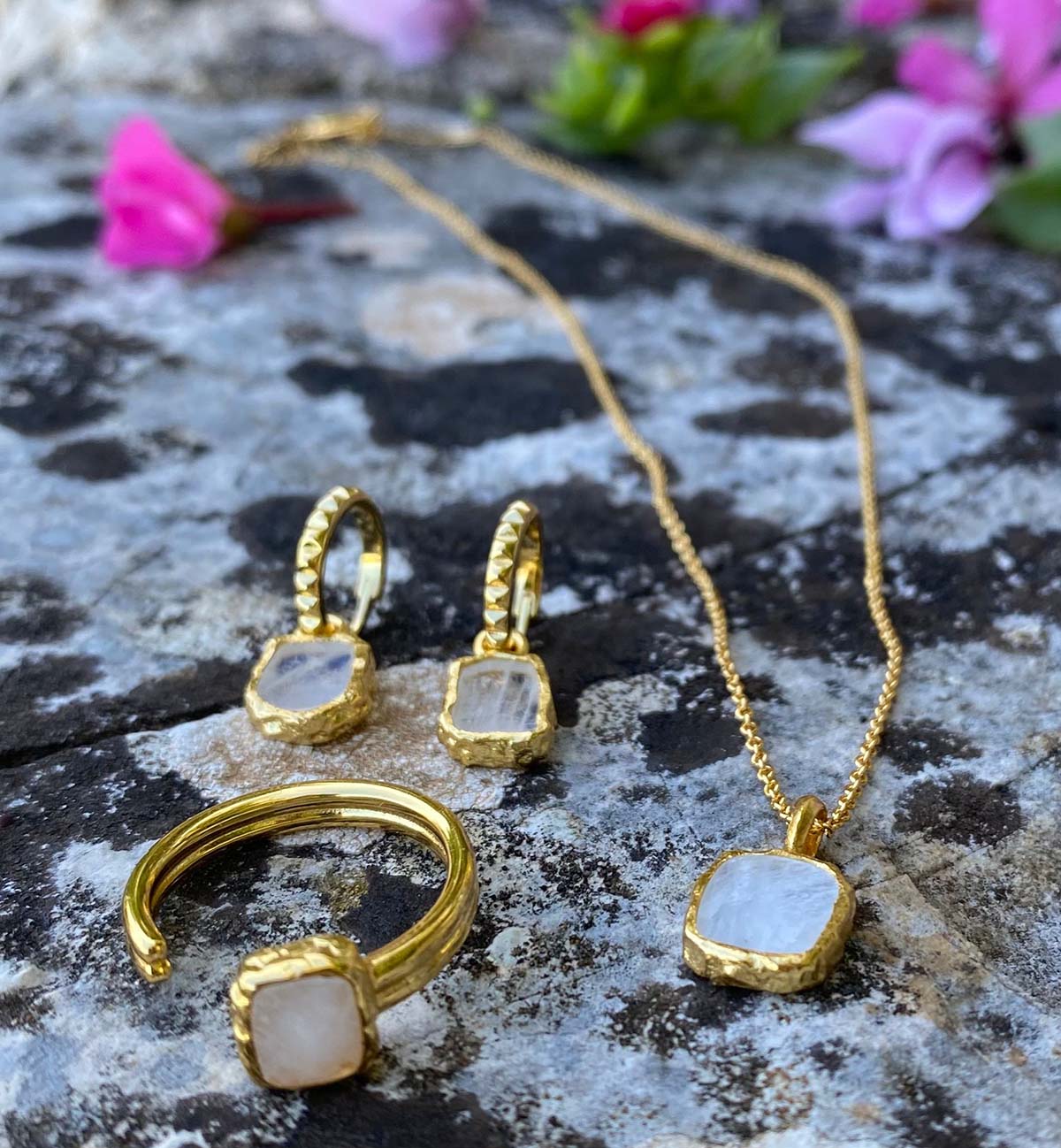 Zarif Moonstone Collection Set