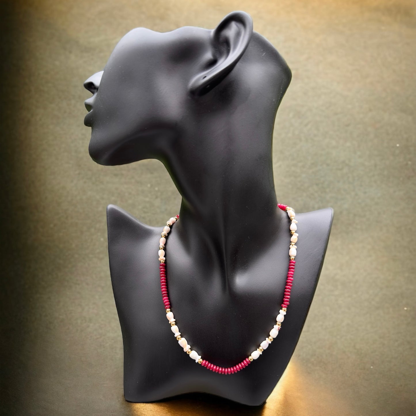 Red Stone With Shell Necklace
