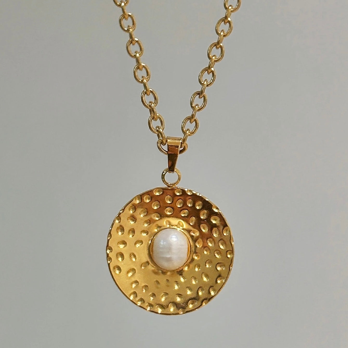 Fresh Water Pearl Gold Pendant