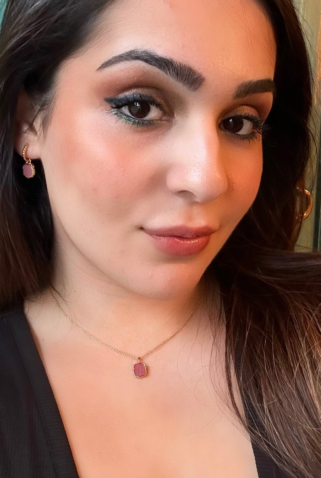 Zarif Collection 18k Gold Natural Rhodochrosite Pendant
