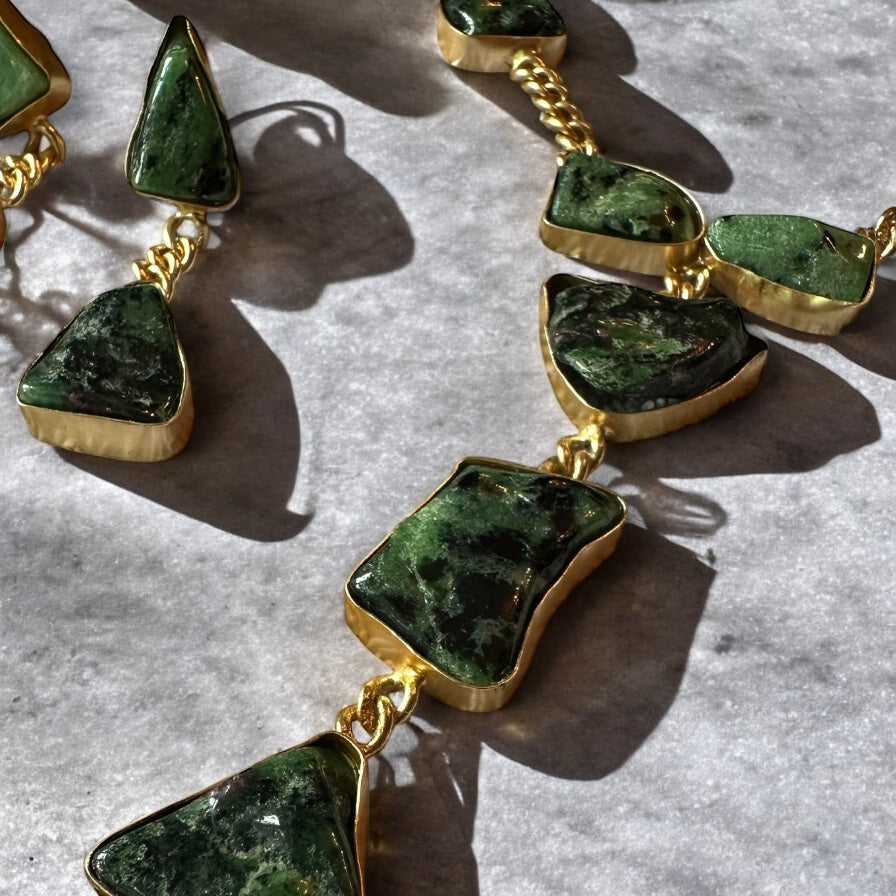 The Elaria Necklace In Emerald