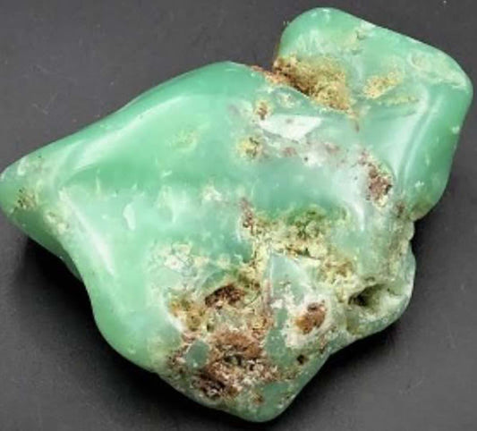 Chrysoprase tumbled stone